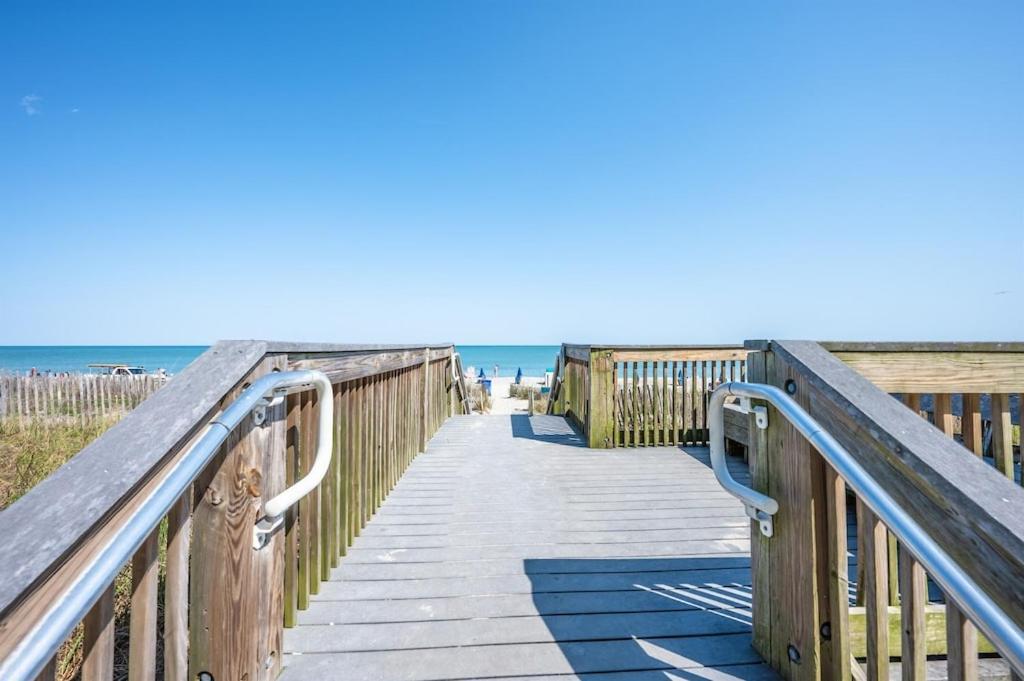 Oceanfront,Heated Pools,Boardwalk, Location,Views! Apartment Myrtle Beach Exterior photo