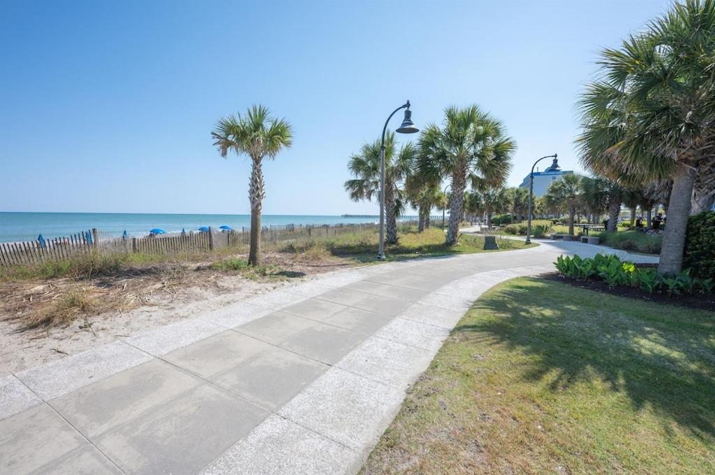 Oceanfront,Heated Pools,Boardwalk, Location,Views! Apartment Myrtle Beach Exterior photo